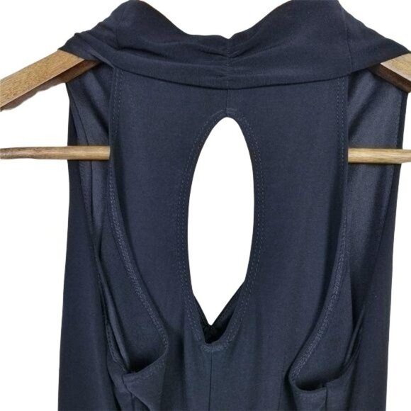 Studio Y Sleeveless Halter Top Blouse Size M V-Neck Floral Tie Waist Open Back - Picture 7 of 8